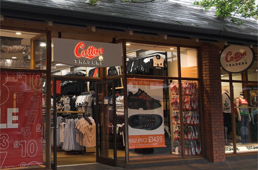 Shop Like a Rugby Legend | Must-Have Leisurewear from Cotton Traders