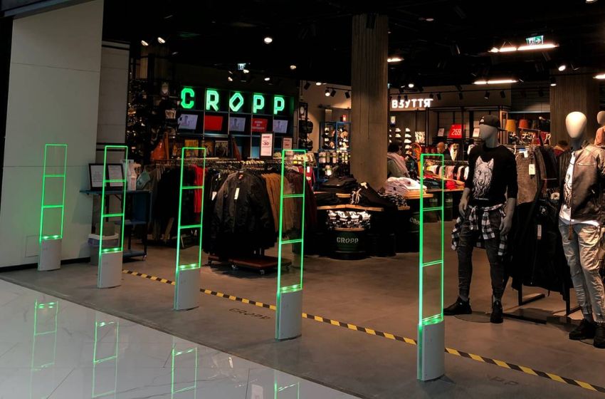 Breaking Boundaries | How Cropp Makes Streetwear Accessible for Everyone