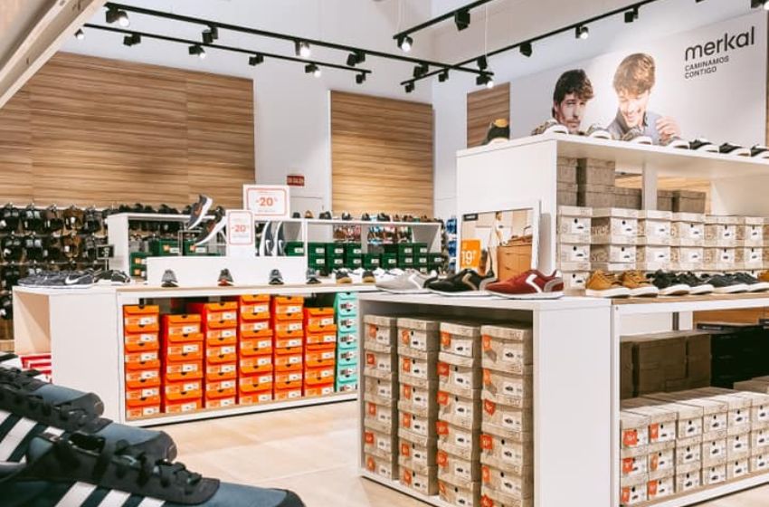 Elevate Your Shoe Game with MERKAL | Experience Spanish Elegance and Comfort